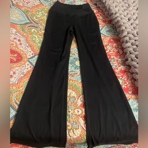 HALARA Crossover Pocket Split Hem Full Length Flare Leggings